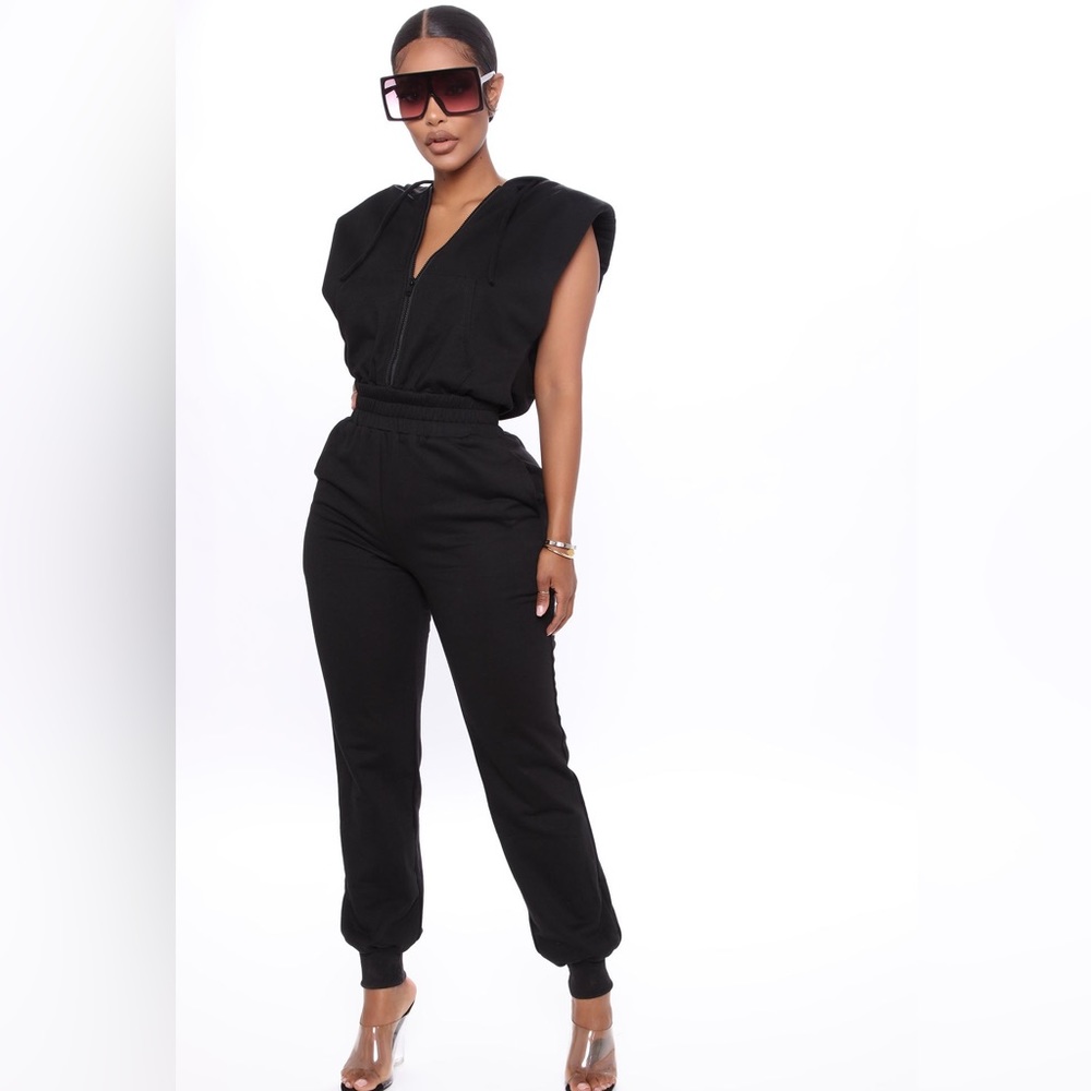 Shoulder pad sweat jumpsuit